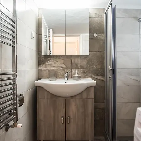 Freesia #colony_urban_apartment Salonicco
